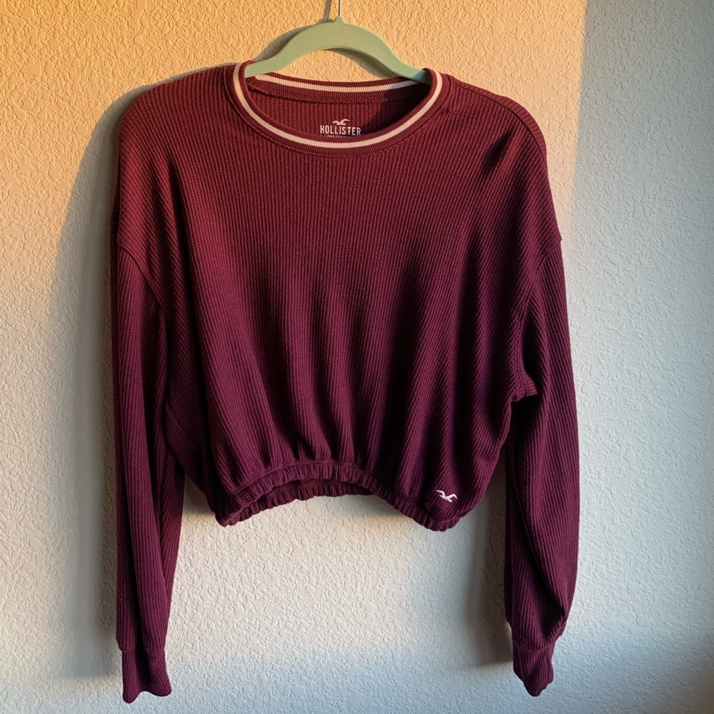 Hollister top